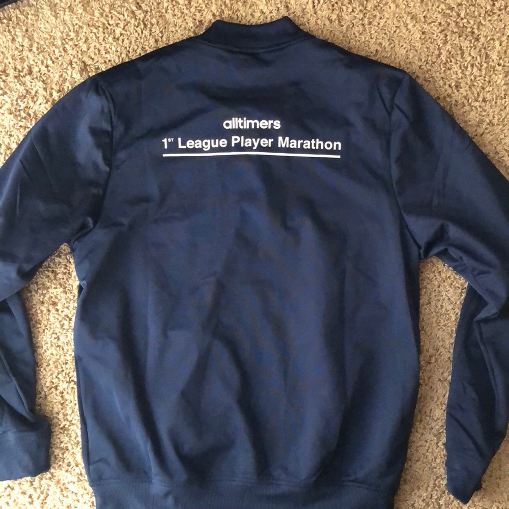 Limited edition Adidas Skateboard jacket & shorts - Picture 3 of 5